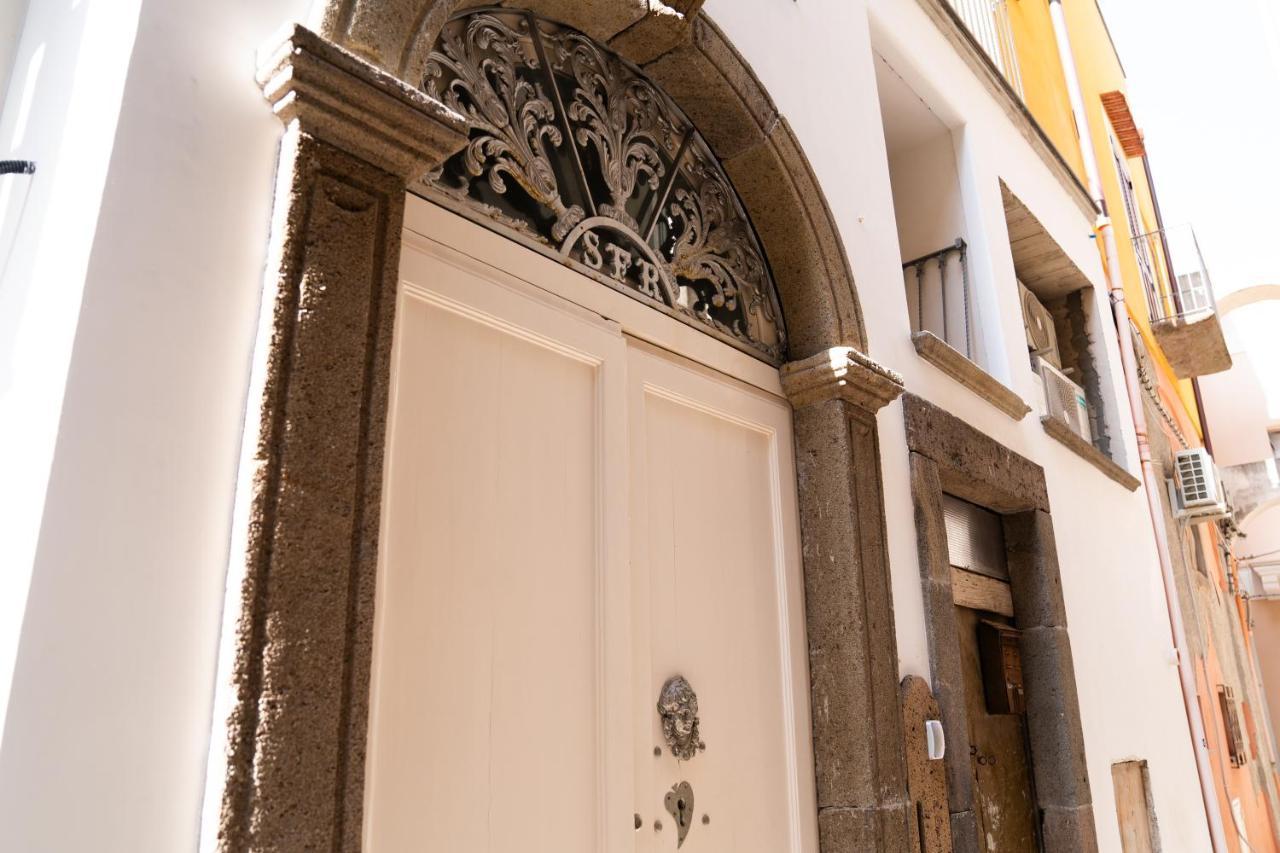 Casa Lussu Ξενοδοχείο Λίπαρι Εξωτερικό φωτογραφία